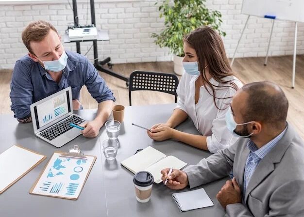 Fractional CFO vs Bookkeeper: What You Actually Need