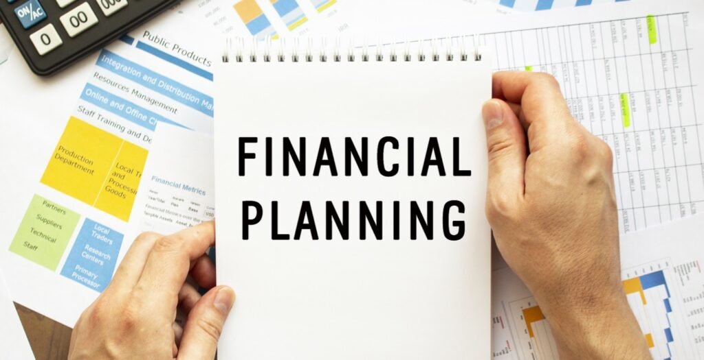 Financial planning notebook for growing businesses